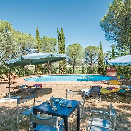 Dom wakacyjny Six-bedroom Holiday In -pg-